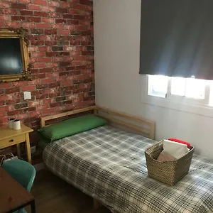 Practical Room: Barcelona-fira-airport España